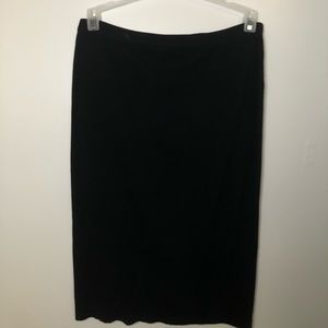 Pencil Form Fitted Skirt